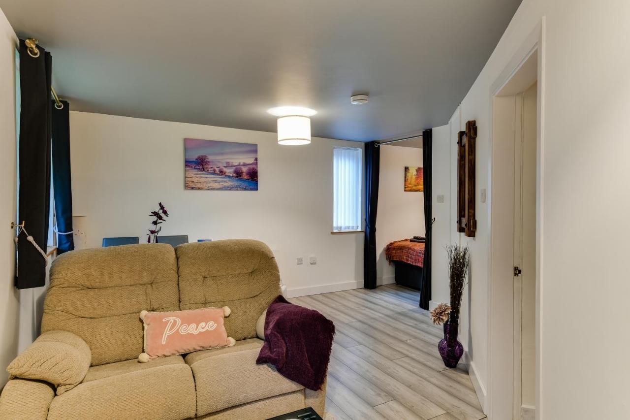 1 Bedroom Swinley Apartment L Free Parking L Wigan Royal Infirmary L Haigh Hall L Central Location Eksteriør billede